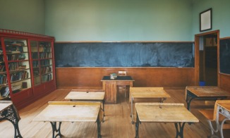 Old-fashioned-classroom